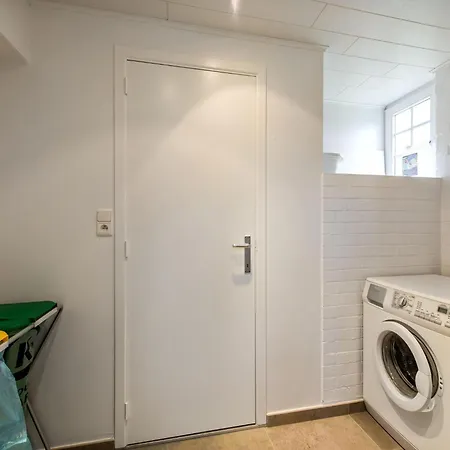 In Near Hoge Blekker Dunes, Cleaning Included Villa