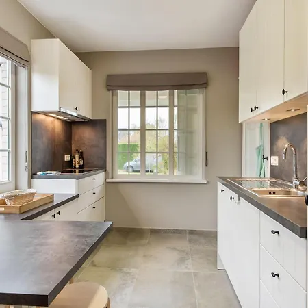 Villa In Near Hoge Blekker Dunes, Cleaning Included Koksijde